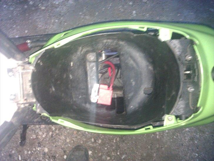 Yamaha jog solgt billede 9