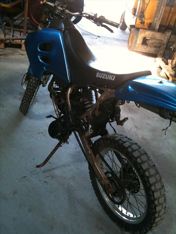 Suzuki RMX billede 3