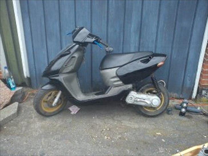 Aprilia sonic ac solgt. billede 9