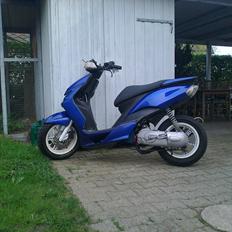 Yamaha Jog R Mofa LC