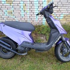 PGO Hot 50 Lilla Edition