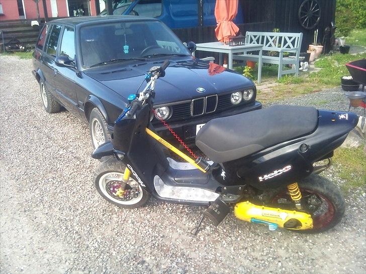 Aprilia rally baneracer billede 1