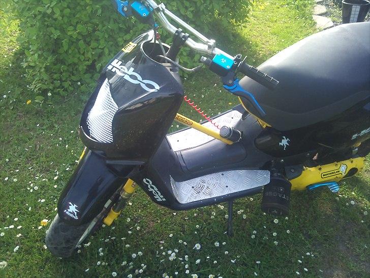 Aprilia rally baneracer billede 3