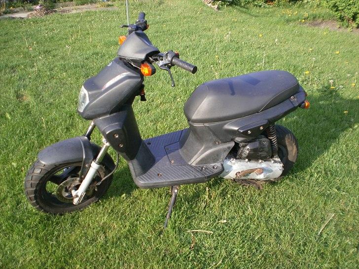 Yamaha slider [Tidl. scooter] billede 2