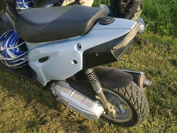 CPI Popcorn perlemor blå byttede til derbi senda billede 3