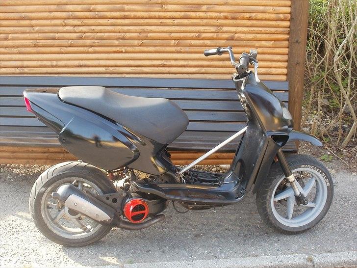 Aprilia aprilla rally død i motoren  billede 1