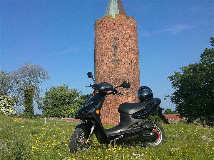 Suzuki Katana AC Solgt. billede 9