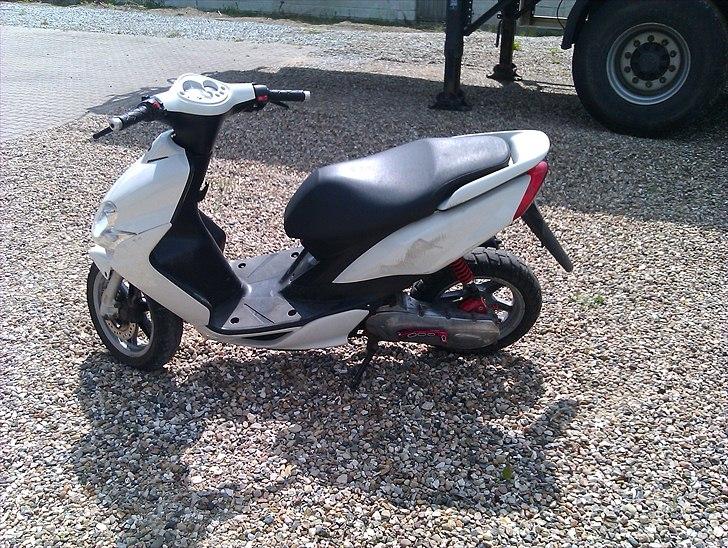 Yamaha Jog R (Solgt) billede 5