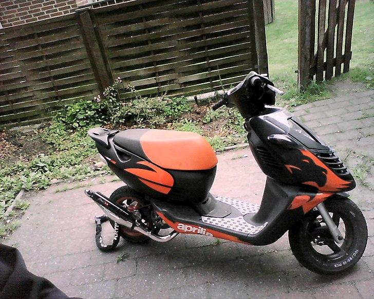 Aprilia Sonic LC billede 1