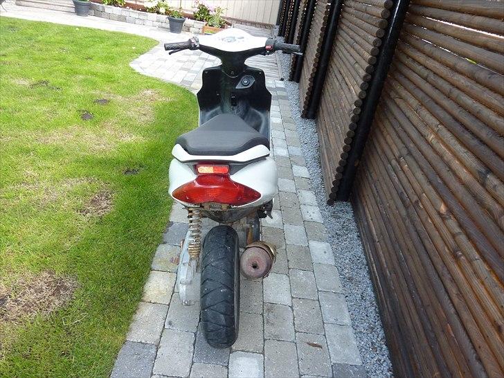 Yamaha Jog R (byttet med jog fs) billede 3