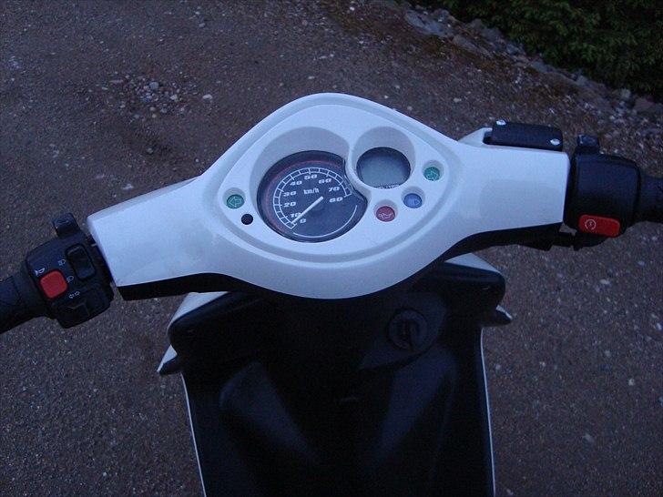 Yamaha JogR SOLGT billede 8