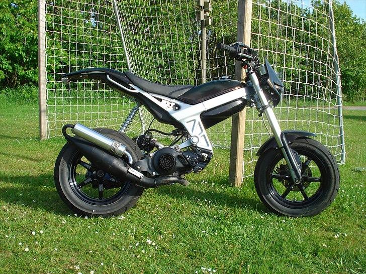Suzuki Street Magic  billede 16