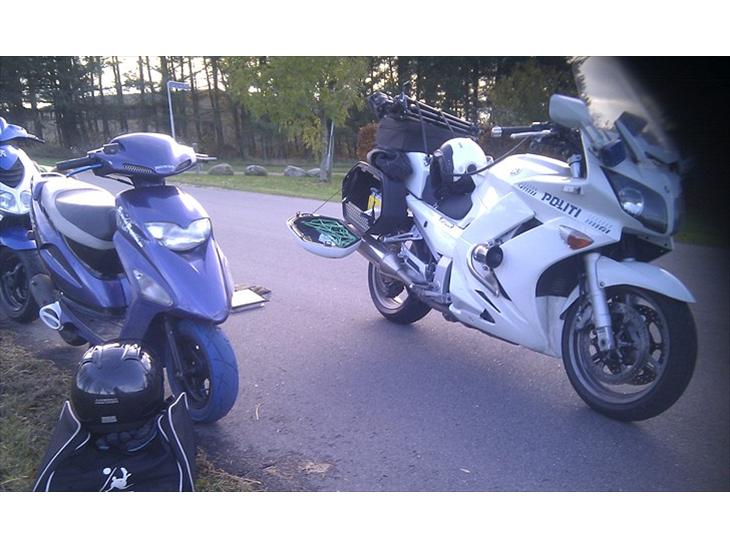 {{currentPhoto.altText}} billede {{currentPhoto.number}}