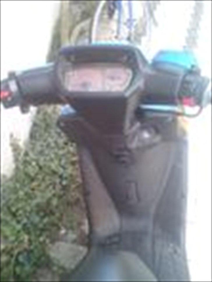 Yamaha yamaha bws spy (SOLGT) billede 2