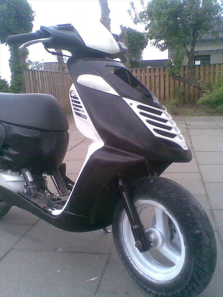 Aprilia Sonjog- død billede 1