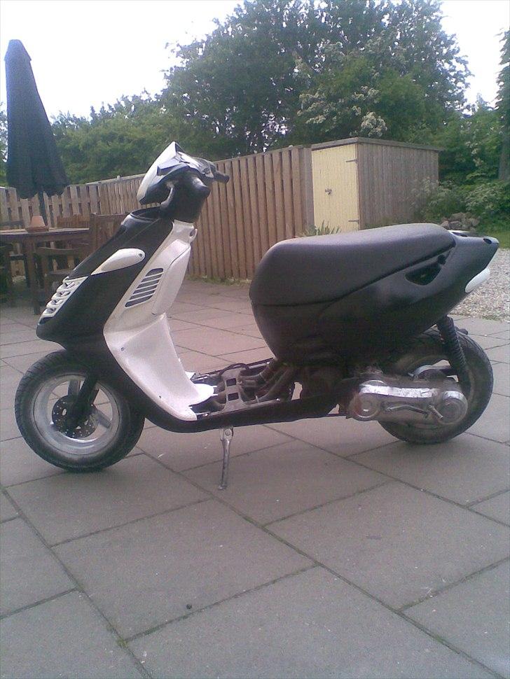 Aprilia Sonjog- død billede 2