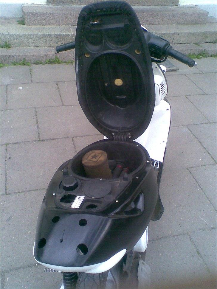 Aprilia Sonjog- død billede 13