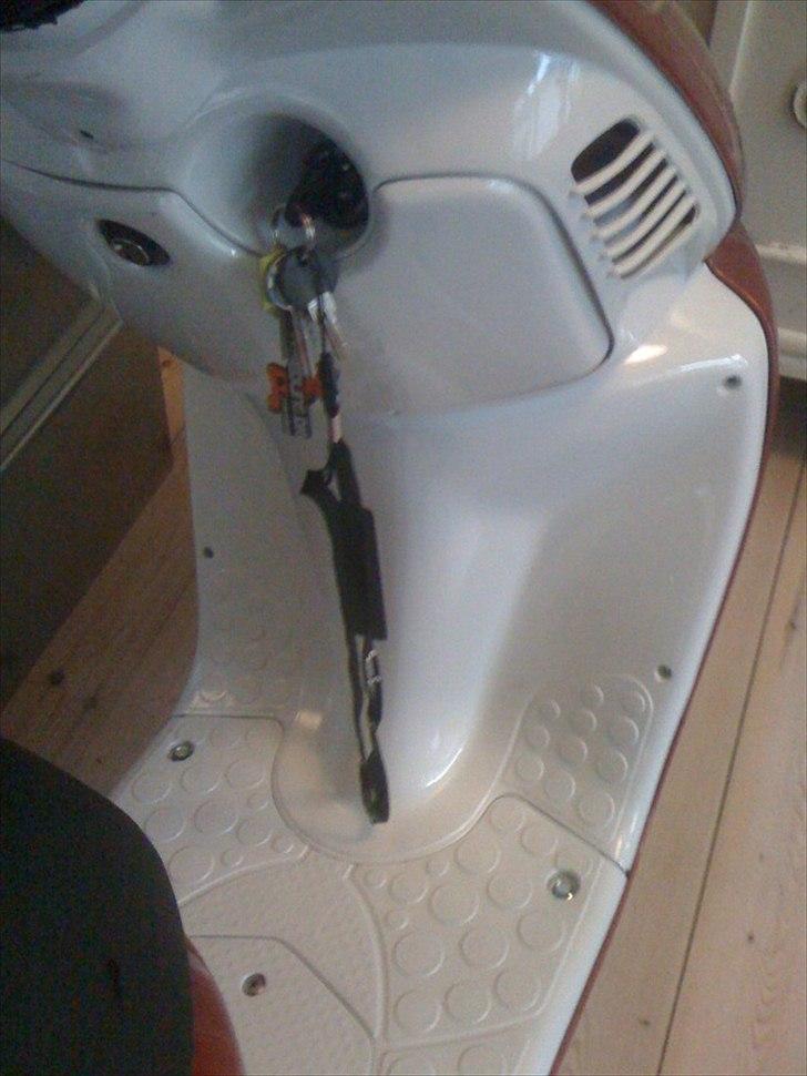 Aprilia sonic SOLGT billede 9