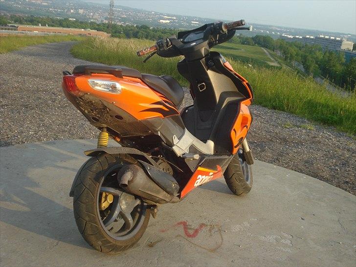 Aprilia SR50 R Factory billede 5