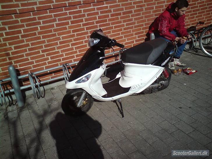 PGO galaxy byttet til jog-as billede 1