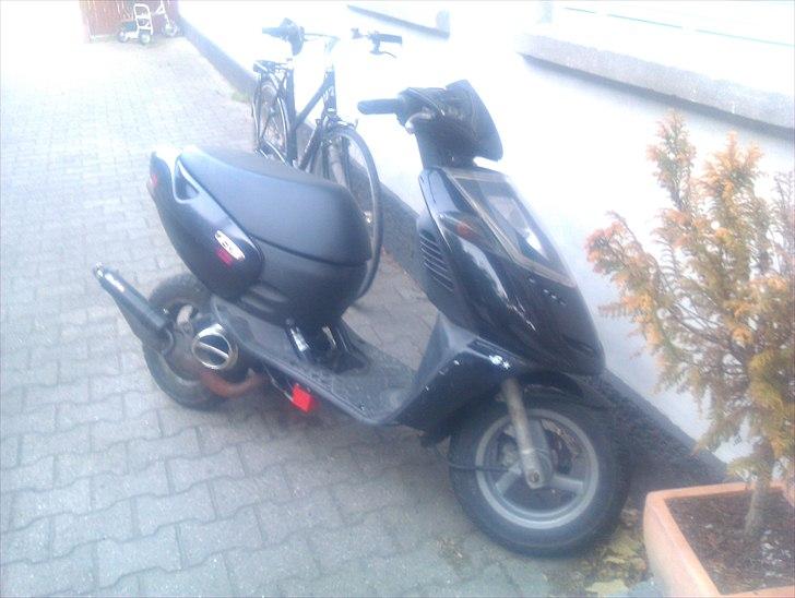 Aprilia sonic  Streetrace  billede 2