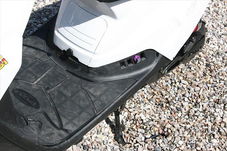 PGO HOT 50 billede 4