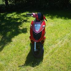 Aprilia Sonic ''Ferrarien'' Byttet