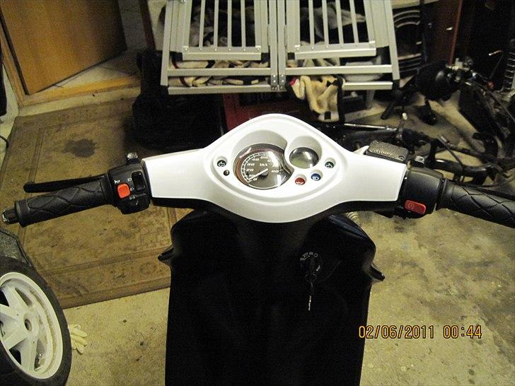 Yamaha jog r billede 4