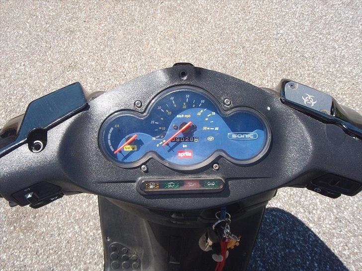 Aprilia Sonic *SOLGT* billede 8