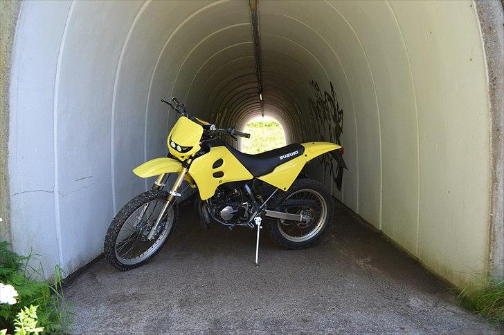 Suzuki RMX billede 4