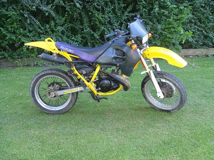 Suzuki Rmx 50 (under ombygning) billede 3