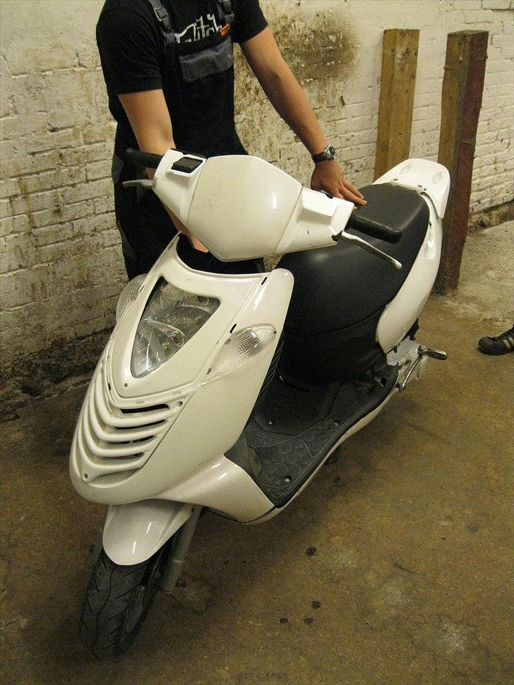 Aprilia Sonic - Fars gris :D billede 1