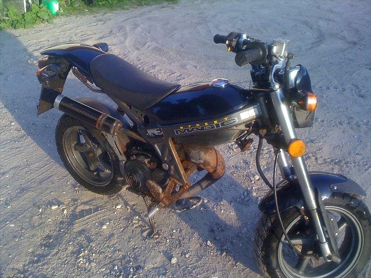 Suzuki street magic solgt billede 6