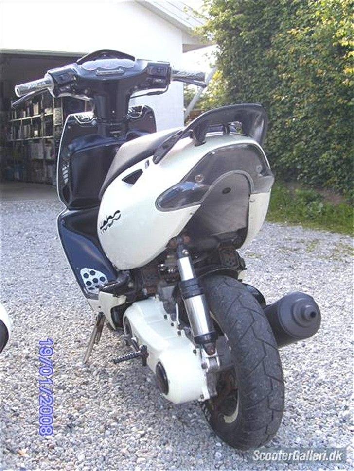 Aprilia sonic SOLGT billede 2