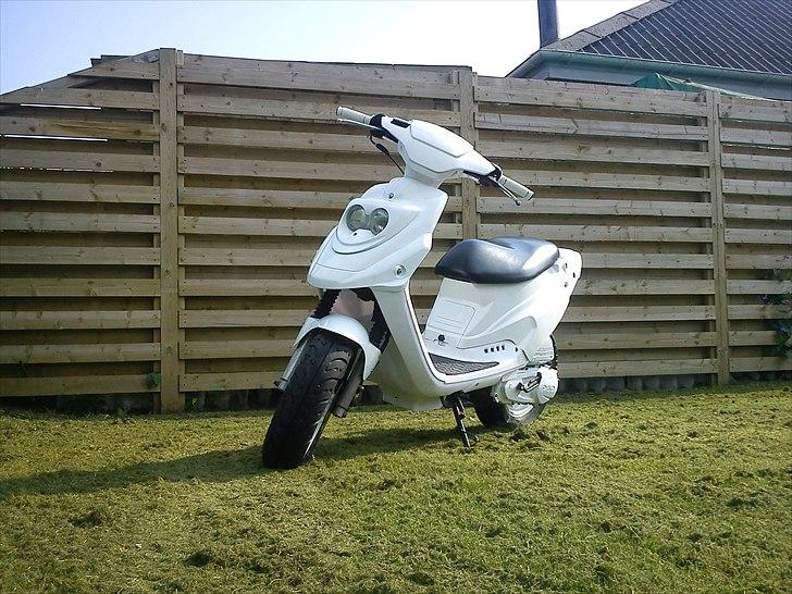 PGO Hot 50 billede 4