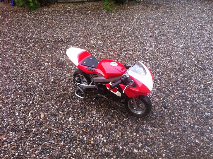 MiniBike Rødhætte/Snehvide billede 1
