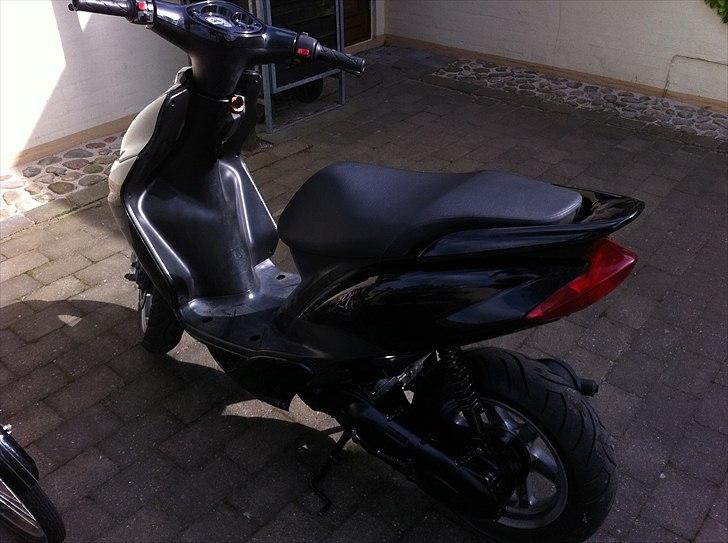 Yamaha jog-r billede 2