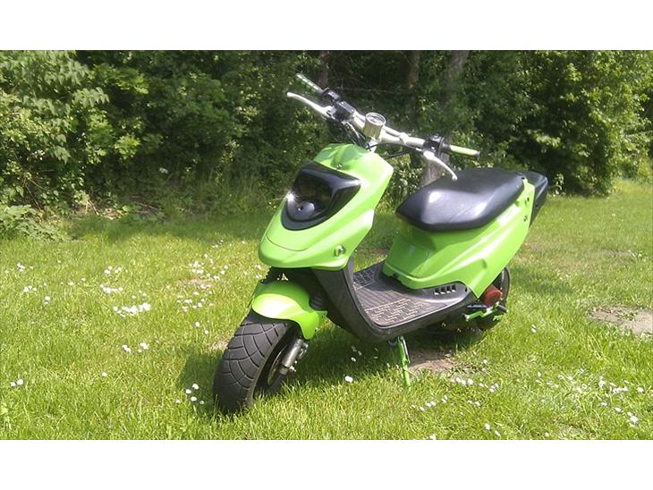 {{currentPhoto.altText}} billede {{currentPhoto.number}}