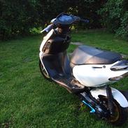 Aprilia sonic