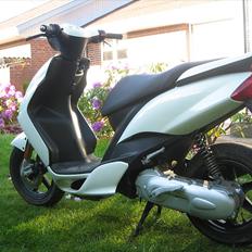 Yamaha jog r
