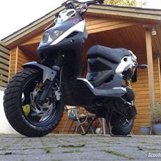 PGO PMX NAKED  
