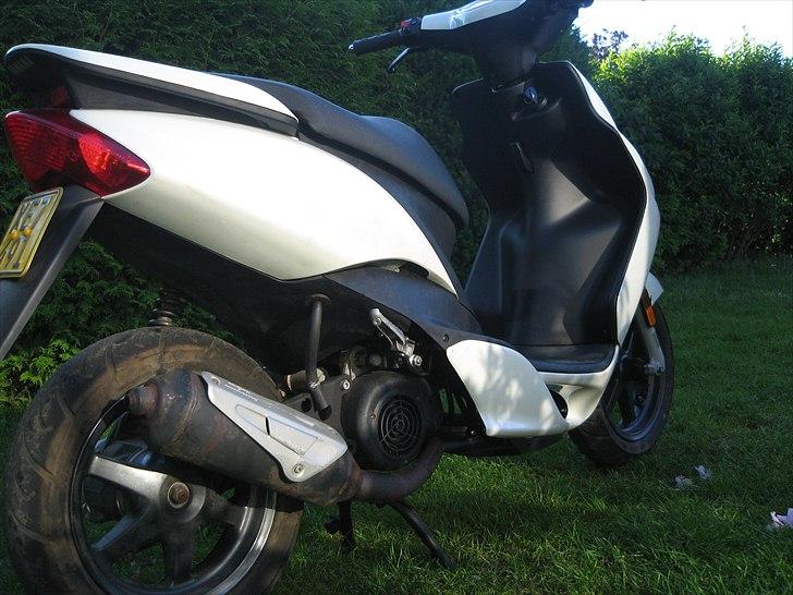 Yamaha jog r billede 5