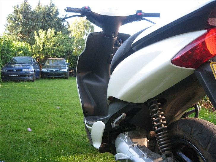 Yamaha jog r billede 8