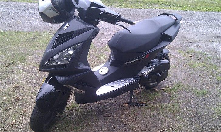 Peugeot Speedfight 3 CARBON!! (solgt) billede 2