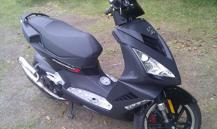 Peugeot Speedfight 3 CARBON!! (solgt) billede 3