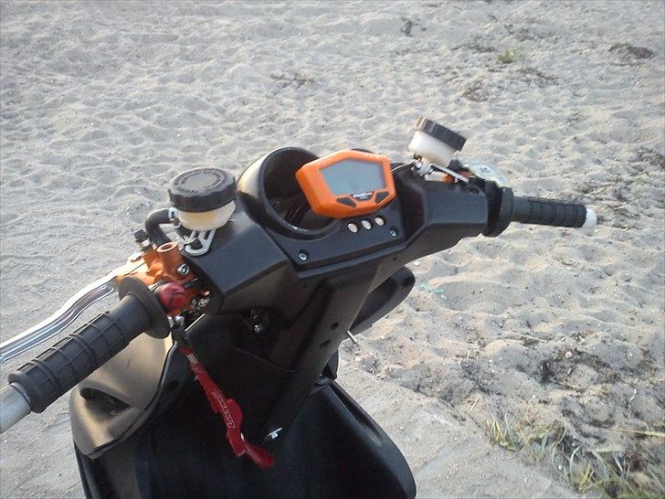 Yamaha Aerox LC DD TS T7 billede 16