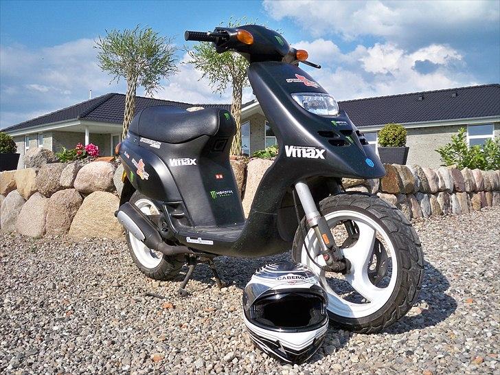 Piaggio Typhoon AC ---Solgt--- - Som den står nu :) og med min nye Carberg hjelm billede 1