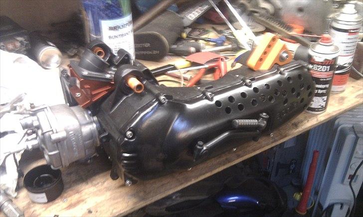 Aprilia SR50 sælges gi et bud billede 11