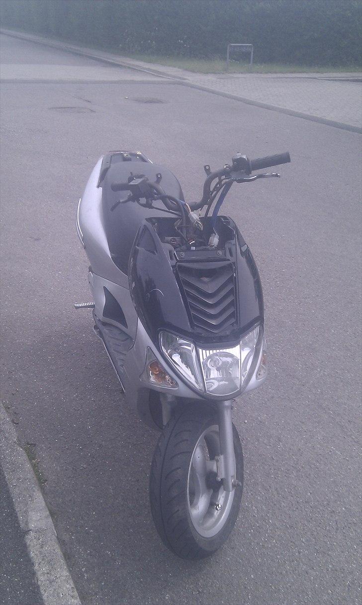 Kymco super 9 - for fra billede 1