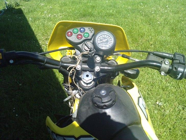 Suzuki Rmx Solgt billede 3